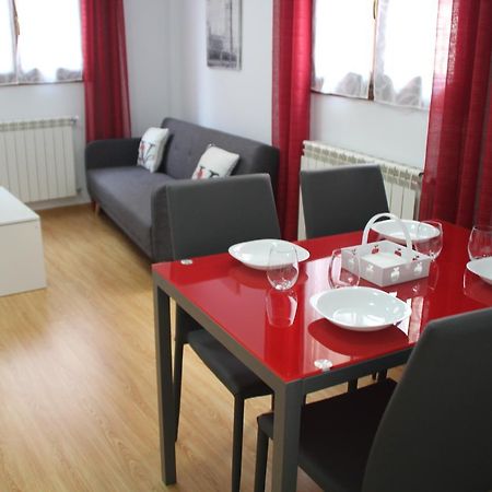 Apartamentos San Lazaro Ezcaray Eksteriør billede