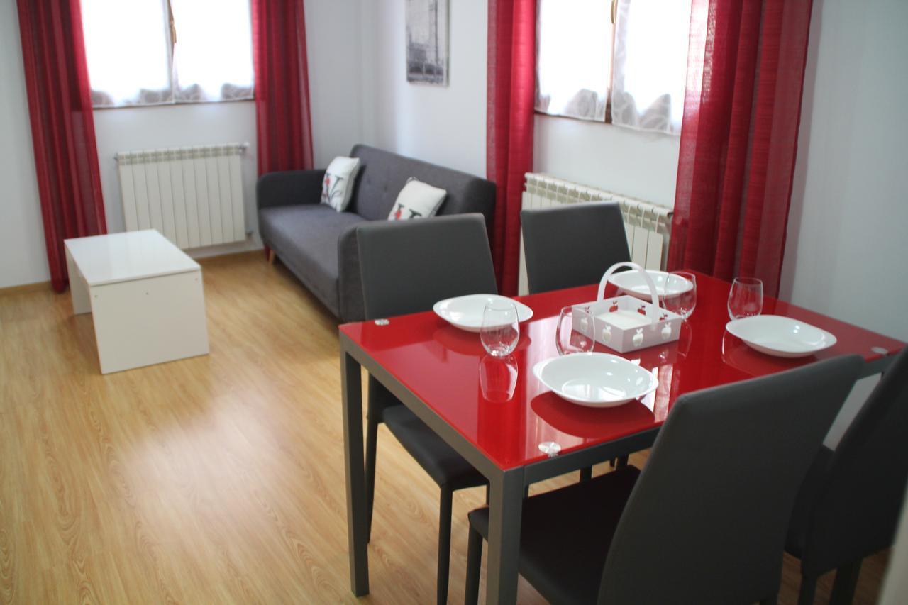 Apartamentos San Lazaro Ezcaray Eksteriør billede