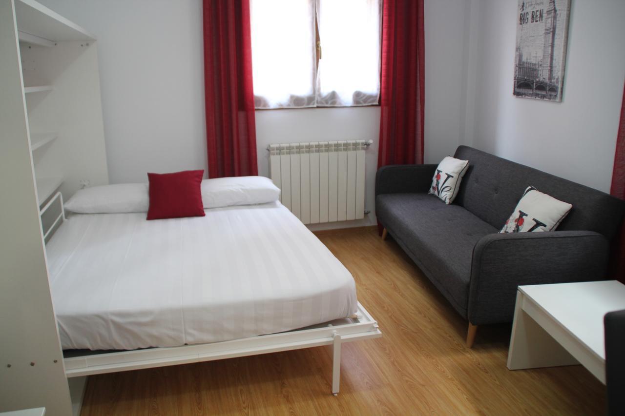 Apartamentos San Lazaro Ezcaray Eksteriør billede